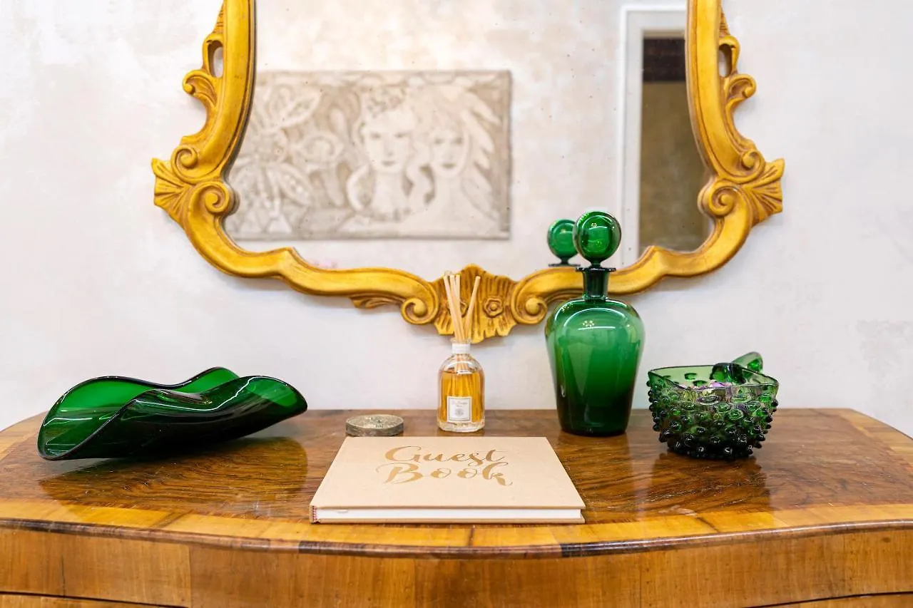 Residenza San Silvestro Hotel Veneza 0*,  Itália